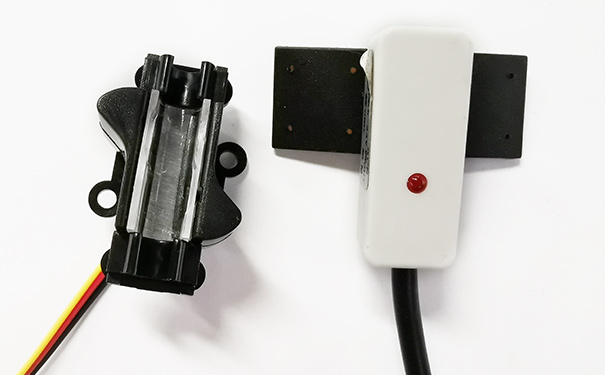 光電管道液位傳感器與電容式液位開(kāi)關(guān)相比，有哪些優(yōu)勢(shì)